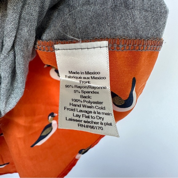 Cute Anthropologie grey & orange top, stretchy front, silky duck print in back - Picture 5 of 6